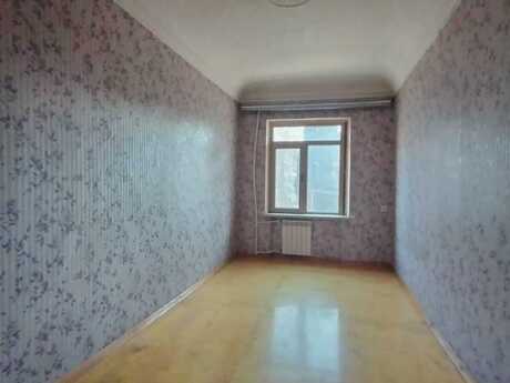 3 otaqlı köhnə tikili - Neftçilər m. - 80 m²