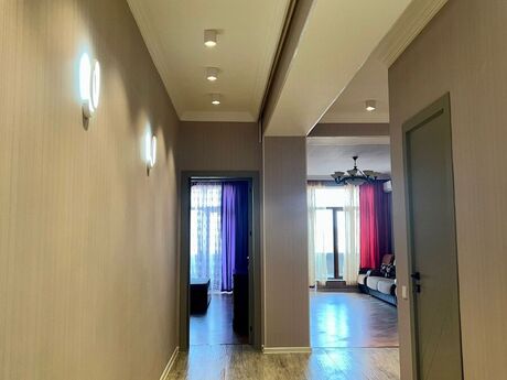 Satılır 3 otaqlı yeni tikili 102 m², Şah İsmayıl Xətai m.