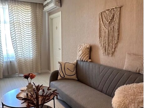 3 otaqlı köhnə tikili - Gənclik m. - 78 m²