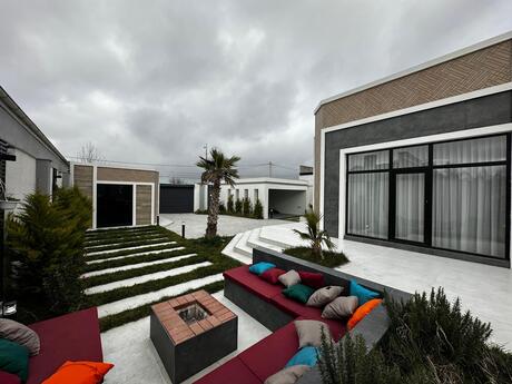 5 otaqlı həyət evi/bağ evi - Mərdəkan q. - 220 m²