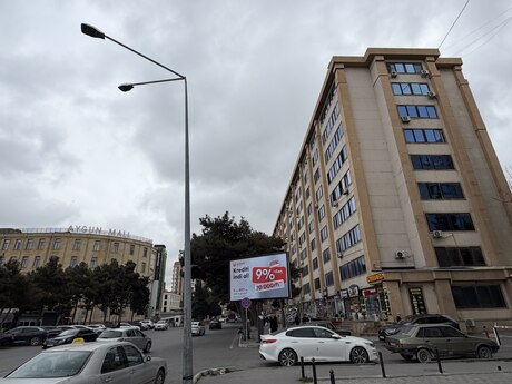 3 otaqlı köhnə tikili - Bakıxanov q. - 85 m²