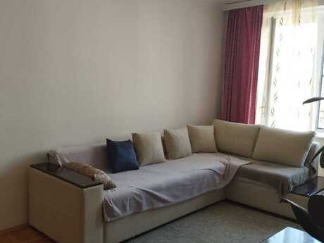Elan №5913776 - Bakı, 28 May m., 2 otaqlı, 48 m², 5/5 mərtəbə