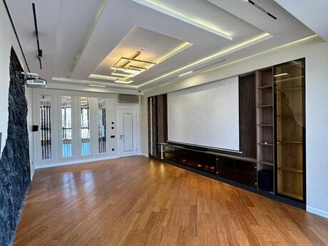 4 otaqlı yeni tikili - Şah İsmayıl Xətai m. - 200 m²