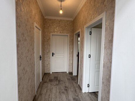 2 otaqlı həyət evi/bağ evi - Zabrat q. - 50 m²