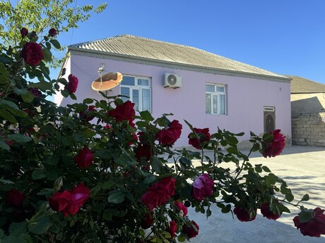 3 otaqlı həyət evi/bağ evi - Sabunçu q. - 110 m²