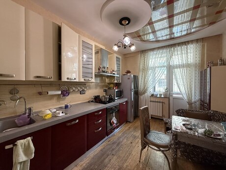 2-комнатная квартира, 92 м², İnşaatçılar: 245 000 ₼ 5