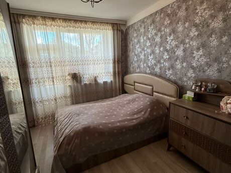 5 otaqlı köhnə tikili - Bakıxanov q. - 130 m²