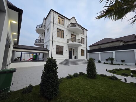 10 otaqlı həyət evi/bağ evi - Mərdəkan q. - 470 m²