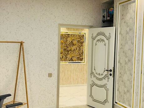 2-room apartment, 65 m², Bakıxanov: 220 000 ₼ 3
