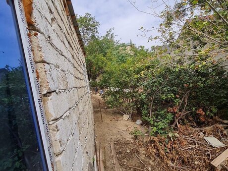 House with Garden, Villa For Sale