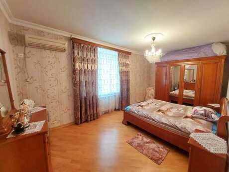 2 otaqlı köhnə tikili - Azadlıq Prospekti m. - 70 m²