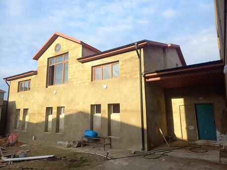 Satlr 10 otaql hyt evi/ba evi 630 m, Trkan q.