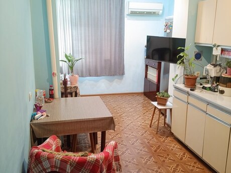Satlr 3 otaql khn tikili 75 m, Nriman Nrimanov m.
