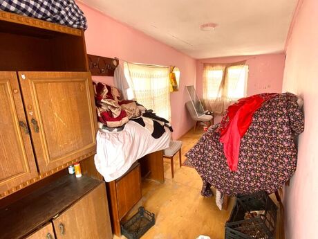 Satılır 3 otaqlı həyət evi/bağ evi 70 m², Buzovna q.