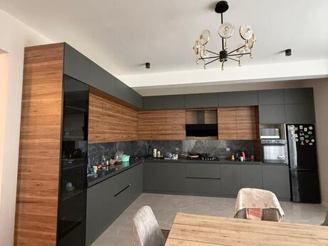 4 otaqlı həyət evi/bağ evi - Sea Breeze q. - 250 m²