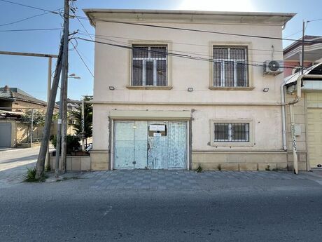 Satılır 4 otaqlı həyət evi/bağ evi 200 m², Bakıxanov q.