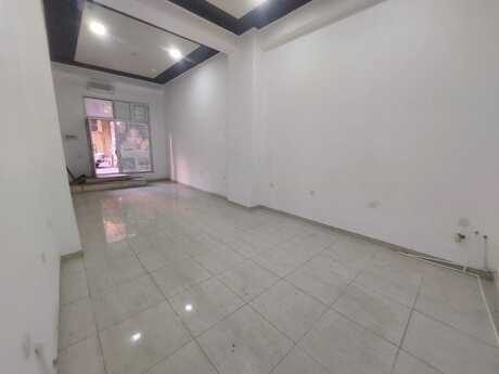 Obyekt - İnşaatçılar m. - 45 m²
