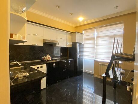 2 otaqlı yeni tikili - 20 Yanvar m. - 80 m²