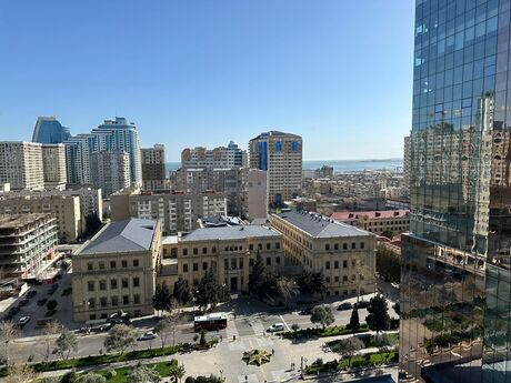 Объявление №5915257 - Баку, м. Шах Исмаил Хатаи, 3-комн., 160 м², 14/16 этаж