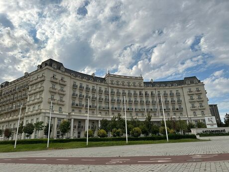 Kirayə 3 otaqlı mənzil, 150 m², Knightsbridge Residence White City: 3 000 ₼/ay 2