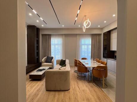 Elan №5915297 - Bakı, Ağ şəhər q., 3 otaqlı, 125 m², 4/6 mərtəbə