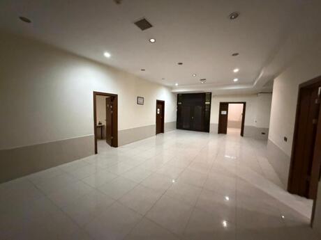 Elan №5915362 - Bakı, 8 Noyabr m., 900 m²
