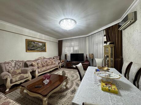 3 otaqlı yeni tikili - 8 Noyabr m. - 147 m²