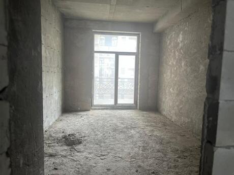 3 otaqlı yeni tikili - Şah İsmayıl Xətai m. - 125 m²