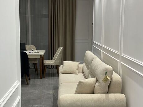 28 Mayda 2 otaqlı yeni tikili mənzil kirayə verilir, 75 m², 1 500 AZN/ay, şəkil 3 / 12