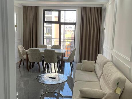 Elan №5915634 - Bakı, 28 May m., 2 otaqlı, 75 m², 10/16 mərtəbə