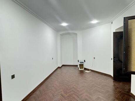 Obyekt - Nizami m. - 50 m²