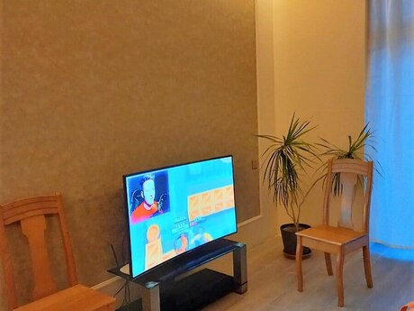 2-комн. новостройка - м. 8 ноября - 65 м²
