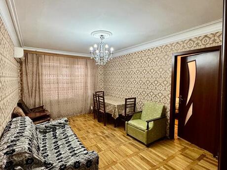 2 otaqlı köhnə tikili - Elmlər Akademiyası m. - 45 m²