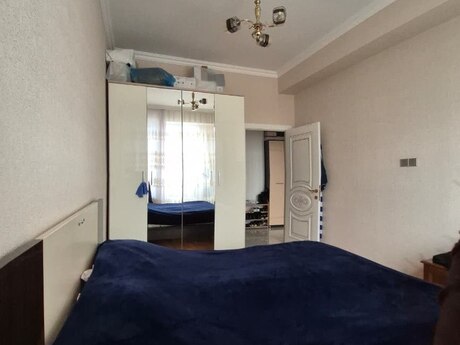 3-комн. новостройка - м. Автовокзал - 72 м²