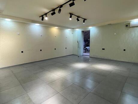 Obyekt - Elmlər Akademiyası m. - 80 m²