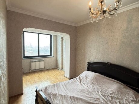 3 otaqlı köhnə tikili - Gənclik m. - 90 m²