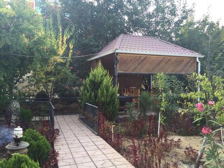 House with Garden, Villa For Sale