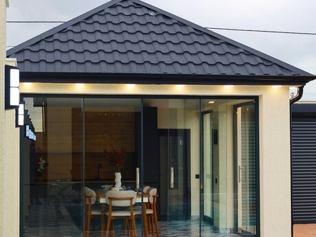 4 otaqlı həyət evi/bağ evi - Şüvəlan q. - 250 m²