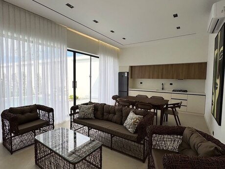 4 otaqlı həyət evi/bağ evi - Mərdəkan q. - 250 m²