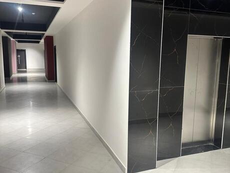 Satılır 2 otaqlı yeni tikili 70 m², Biləcəri q.
