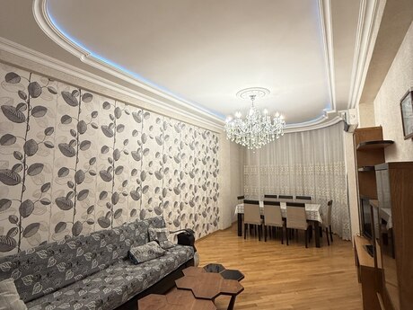 Объявление №5917266 - Баку, м. Иншаатчылар, 3-комн., 110 м², 11/17 этаж
