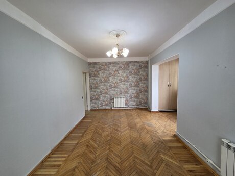 1-комн. вторичка - м. Азадлыг проспекти - 50 м²