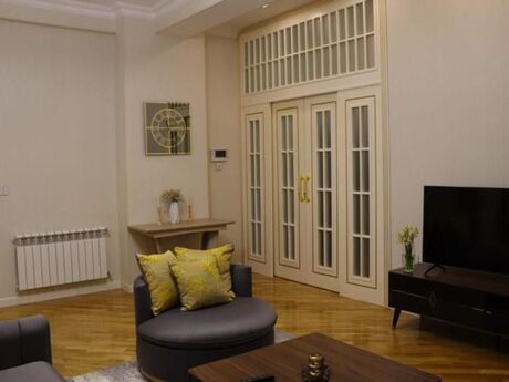 3 otaqlı yeni tikili - Azadlıq Prospekti m. - 73 m²