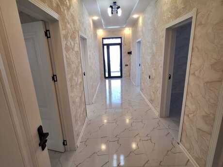 4 otaqlı həyət evi/bağ evi - Şüvəlan q. - 132 m²