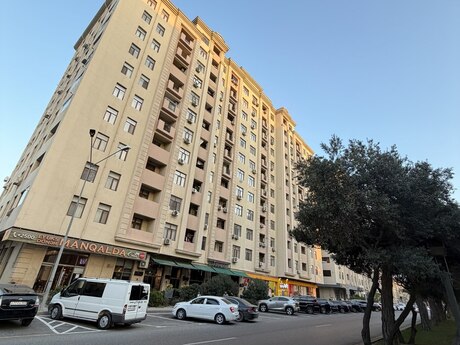 1 otaqlı yeni tikili - Bakıxanov q. - 55 m²