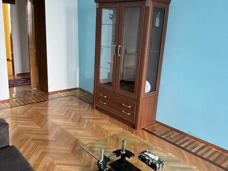 3-комн. вторичка - м. Ичеришехер - 80 м²