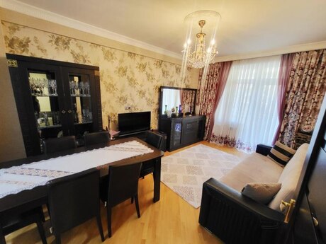 Объявление №5917792 - Баку, м. Иншаатчылар, 2-комн., 50 м², 2/19 этаж