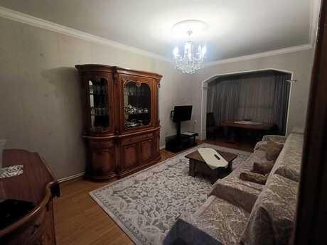 Объявление №5917795 - Баку, пос. Бакиханова, 3-комн., 75 м², 7/9 этаж