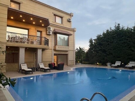 5 otaqlı həyət evi/bağ evi - Mərdəkan q. - 400 m²