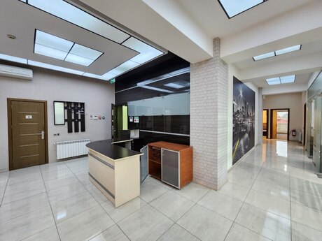 Elan №5918282 - Bakı, 8 Noyabr m., 7 otaqlı, 285 m²